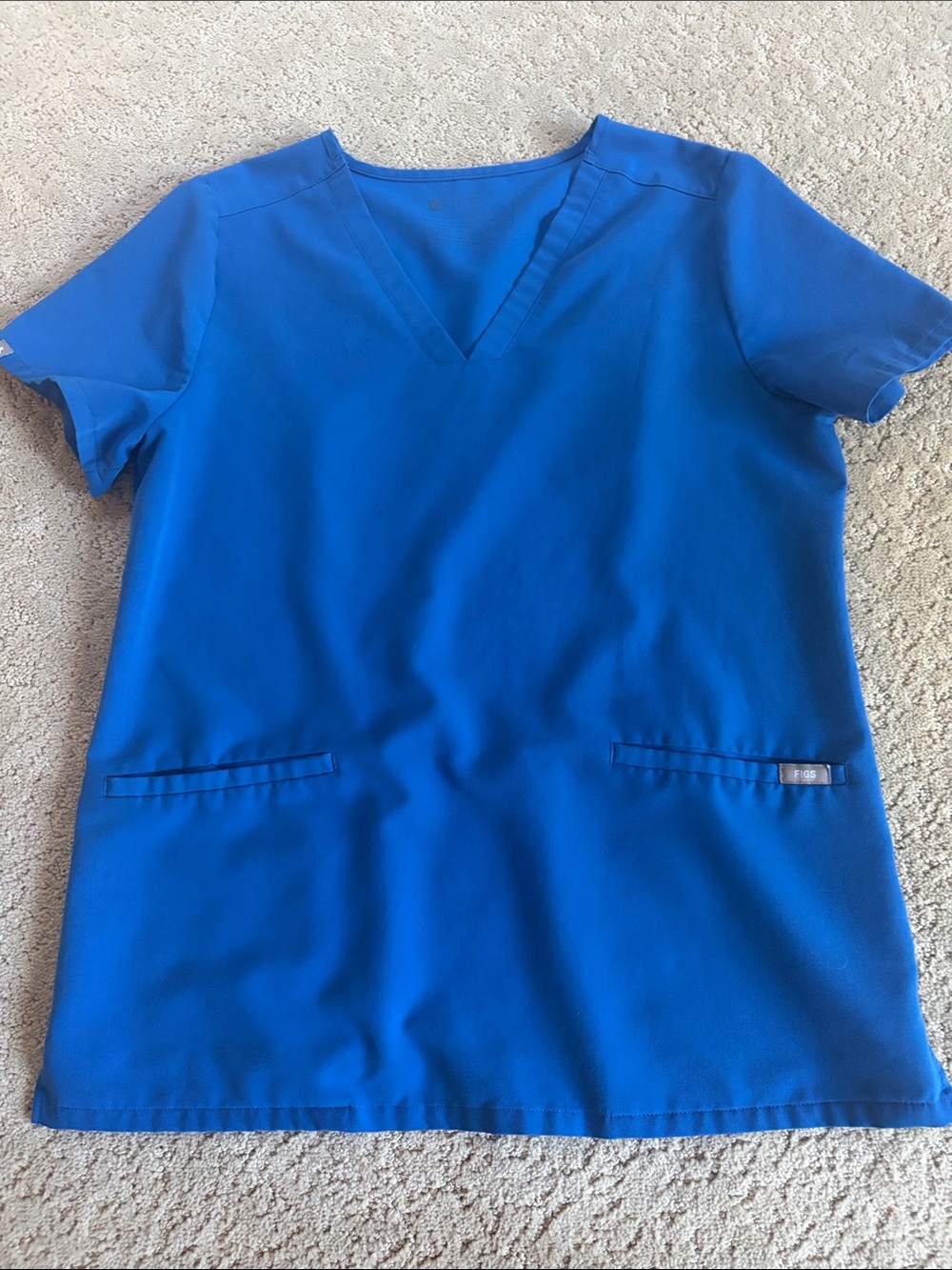 Figs 2 pocket scrub top Medium